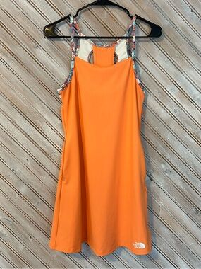 The North Face Bright Orange Youth Athletic Outdoors Casual Dress Built In Bra